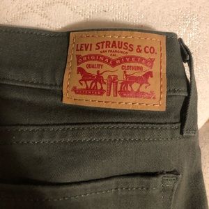 Green levi skinny jeans